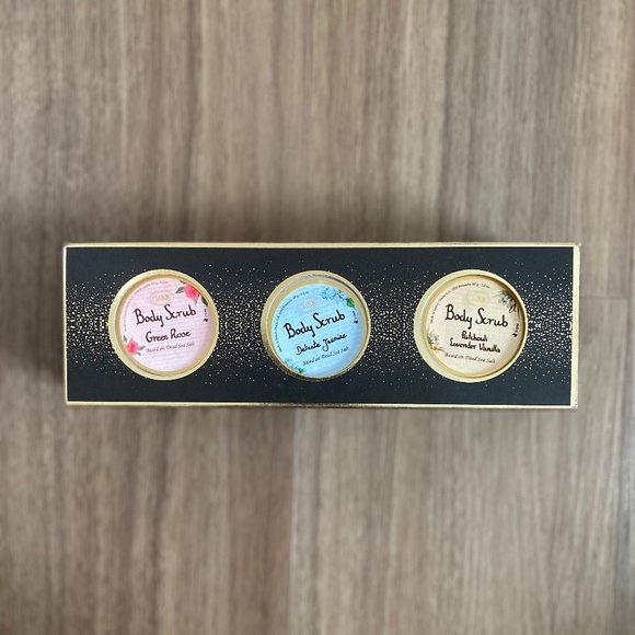 Sabon Body Scrubs Trio Gift Set - Picture 2 of 3